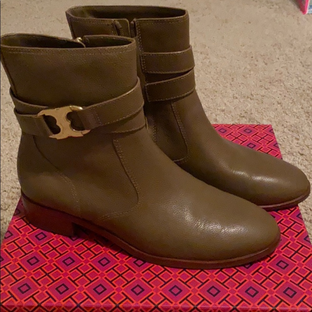 Tory Burch Gemini Link bootie in River Rock